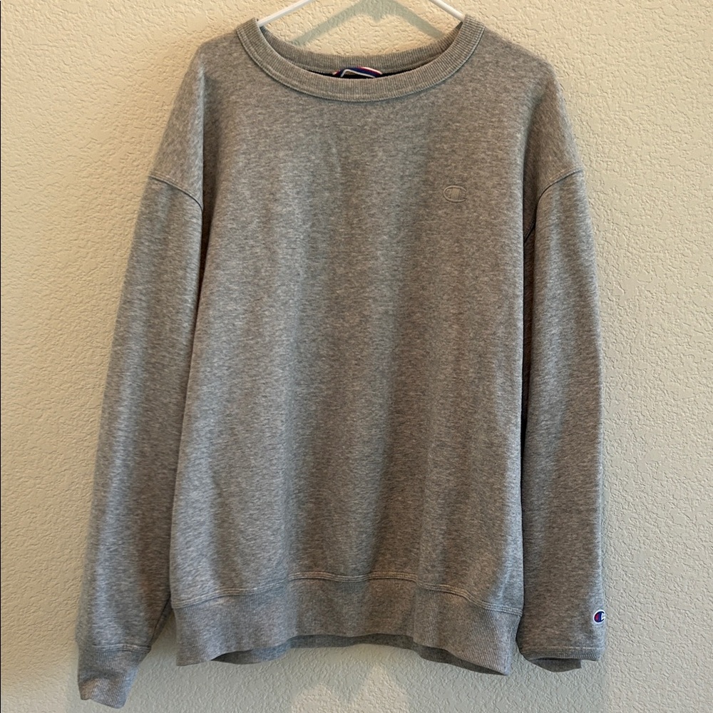 Champion Men's Classic Gray Crewneck Sweater